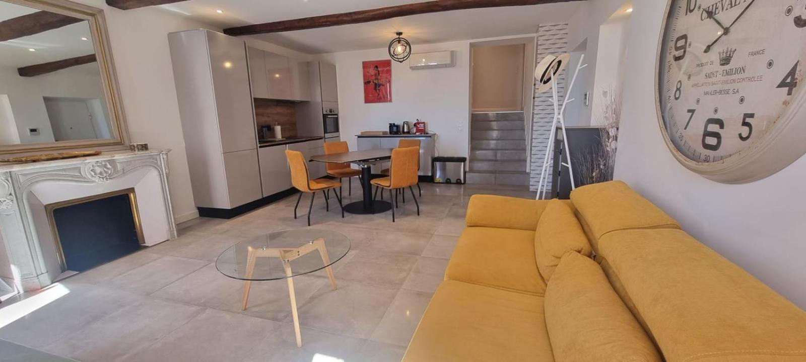 M.m.r. Gioma Appartement